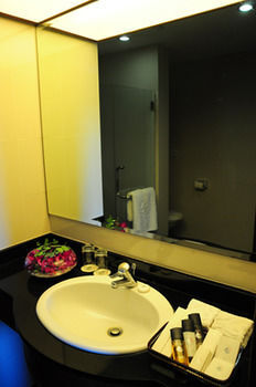 Rm Hotel Singapura